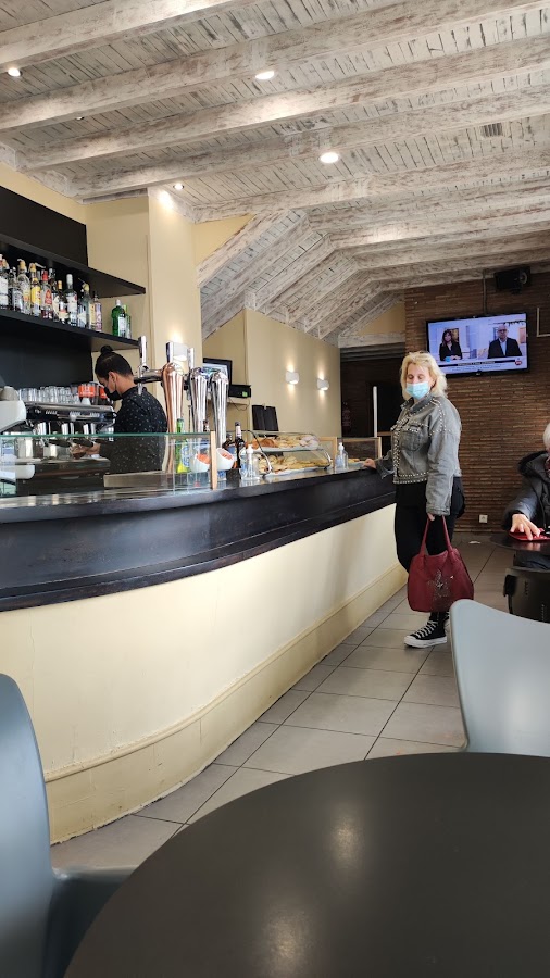 Bar restaurante "Arriola"