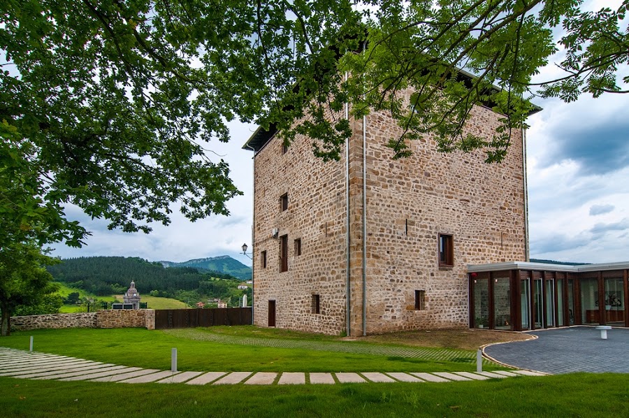 Hotel Restaurante Torre Zumeltzegi