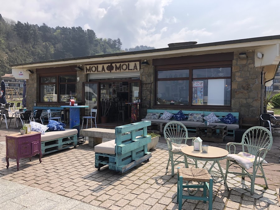 Mola Mola Orio beach bar