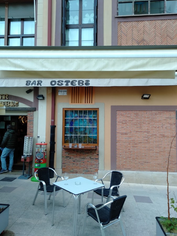 Ostebi