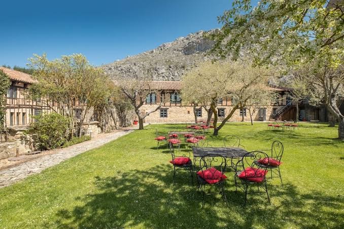 Posada Santa María La Real