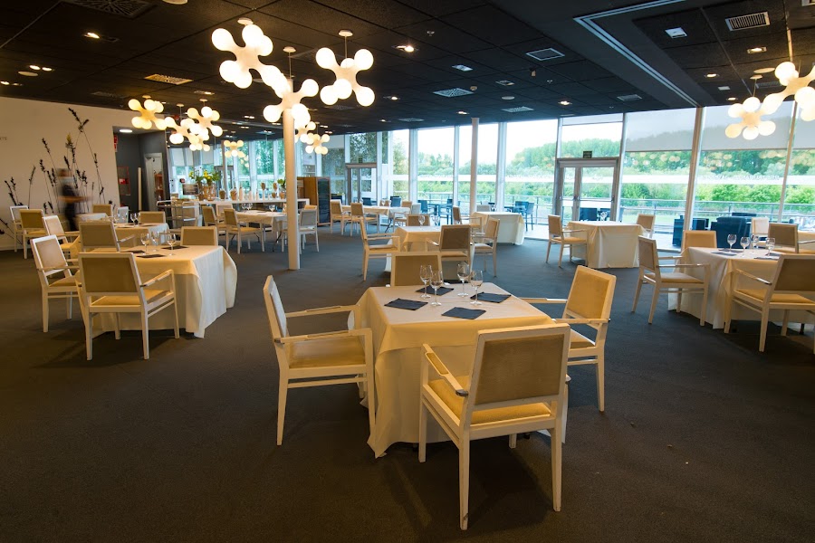 Restaurante BAKH