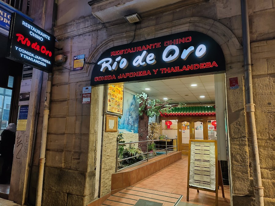 Restaurante Chino Río de Oro