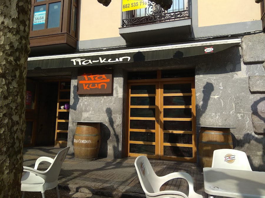 Tta-kun taberna