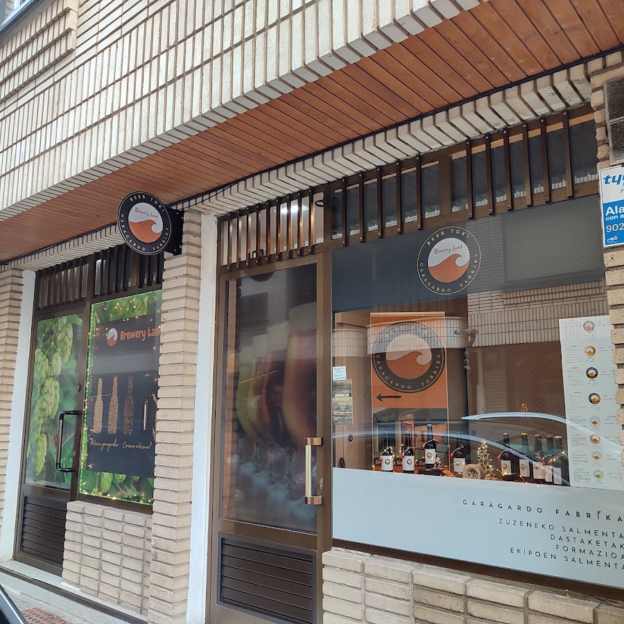 Brewery Land Zumaiako artisau garagardoa