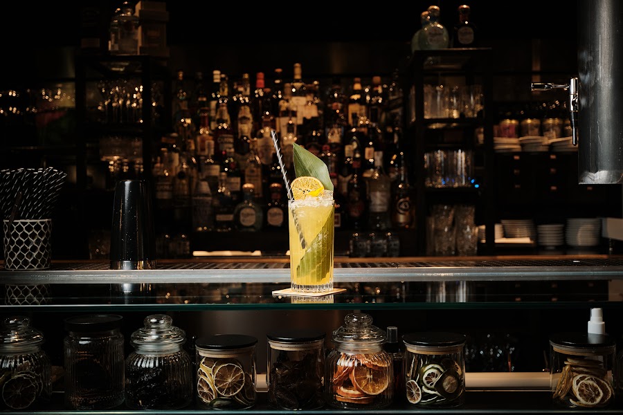 Snob Cocktails & Food